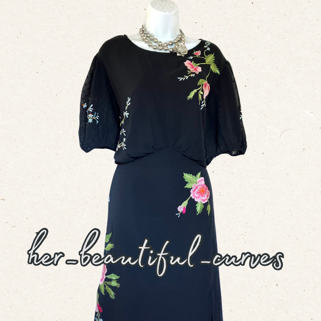 ASOS EMBROIDERED FLORAL WEDDING OCCASION PARTY DRESS SIZE 22 fits 22/24